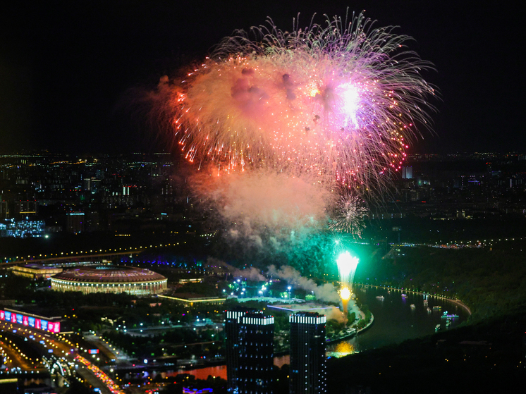 SHOT: В каких регионах россиянам не удастся запустить салюты в Новый год