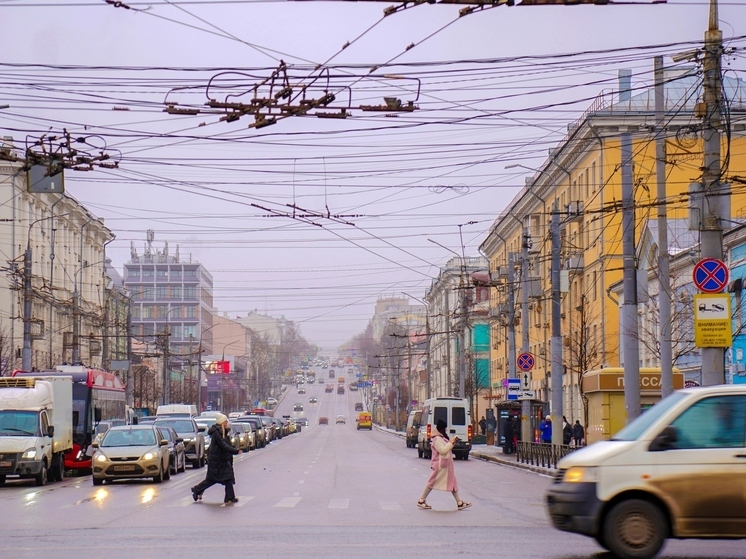 Громкие хлопки в небе над Тулой напугали горожан