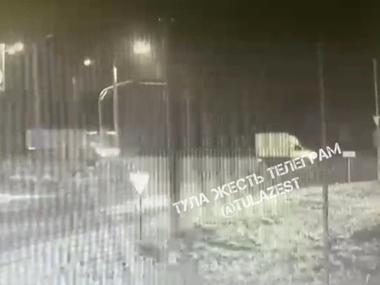 Момент ДТП под Тулой, где самосвал разломил «ГАЗель» пополам, попал на видео