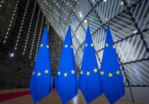 Тема упадка европейской цивилизации в последние годы все чаще становится предметом острых политических и идеологических споров. Об этом пишет ABC.es (статью перевели ИноСМИ). Поводом для новой волны дискуссий стала стратегия национальной безопасности США, опубликованная администрацией Белого дома, где прозвучало громкое и провокационное утверждение о том, что европейская цивилизация якобы находится «на грани исчезновения».