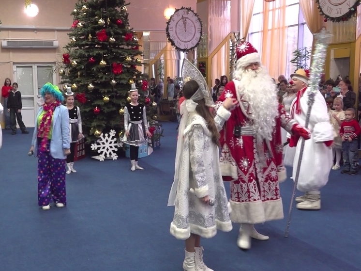 В Брянске состоялось благотворительное новогоднее представление