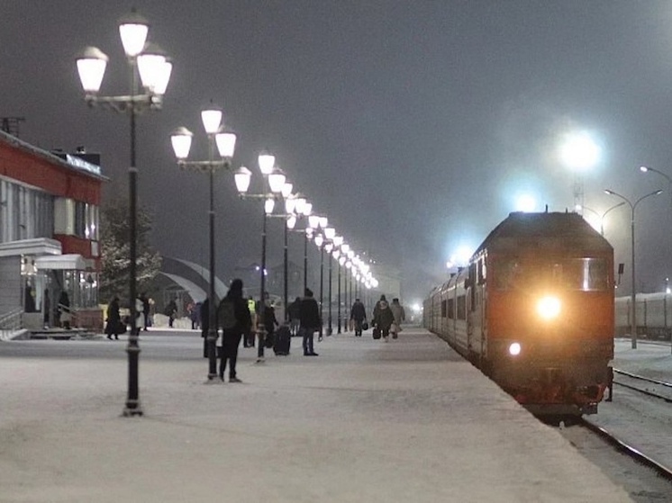 На новогодние каникулы добавили поезда из Архангельска в Москву и Петербург
