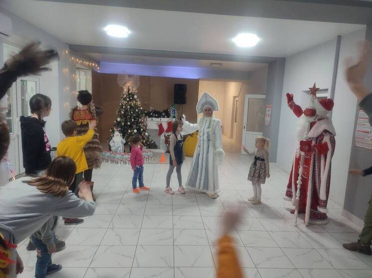 Делегация Тульской области привезла новогоднее чудо юным жителям Горловки