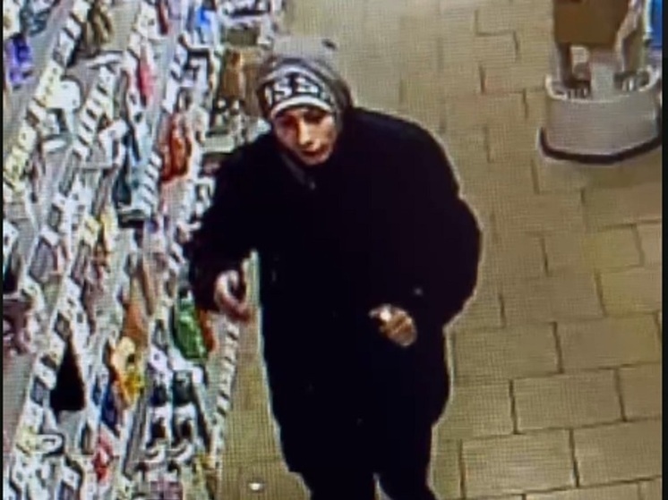 Мужчину, платившего чужой картой, ищут в Иркутске