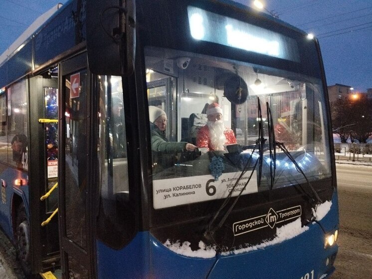 Дед Мороз сменил тройку с бубенцами на «Шестерку» с рогами в Петрозаводске