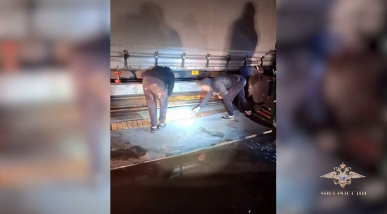 Ликвидирован международный наркоканал: в тайниках с двойным дном изъяли 135 кг гашиша на 400 млн рублей