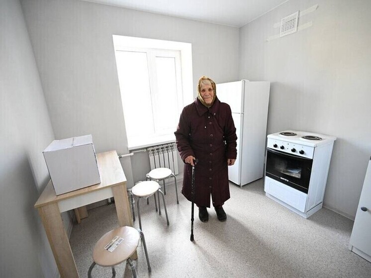 В Донецкой Народной Республике принят закон, который приравнивает в правах нанимателей социального жилья, чьи дома были разрушены или повреждены в результате военных действий, к тем, чьё жильё сохранилось