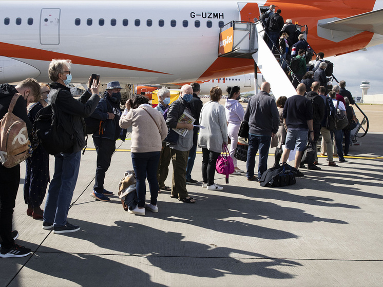 Рейс на Лондон задержали на 11 часов из-за кончины пожилой пассажирки