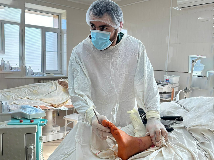 Врач-травматолог Евтемиров рассказал, как россияне калечат себя в новогоднюю ночь