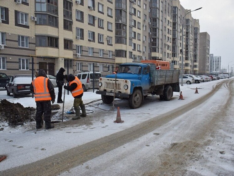 Чем жители забивают ливнёвки Тамбова и как дорожники сражаются с засорами вручную