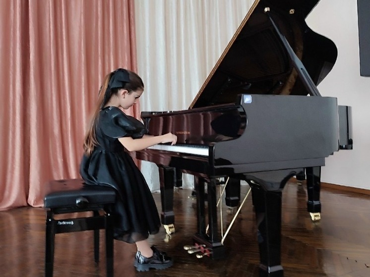 Триумф Староюрьева: юная пианистка покорила жюри международного конкурса в Москве