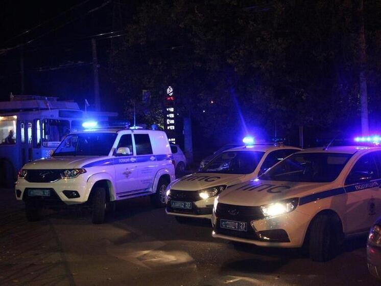 СК: В Адлере 17-летний подросток убил свою мать ножом и напал на брата