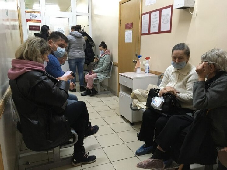 Саратовские поликлиники перейдут на режим выходного дня с 31 декабря по 11 января