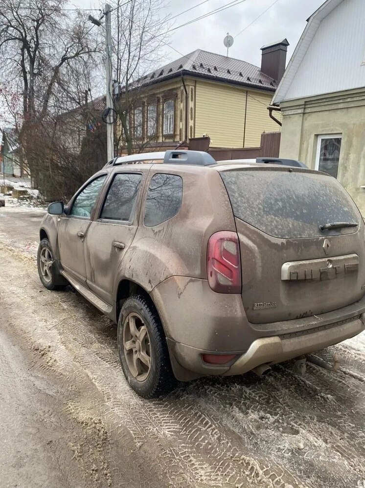 За долги перед сыном: приставы арестовали Renault Duster и забрали права у моршанского алиментщика