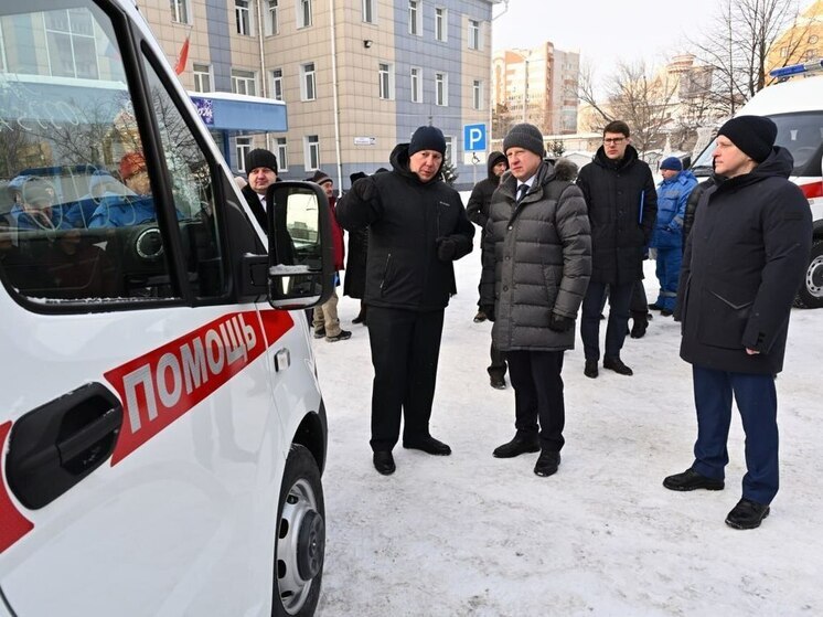 Современные автомобили скорой помощи поступили в Бийск