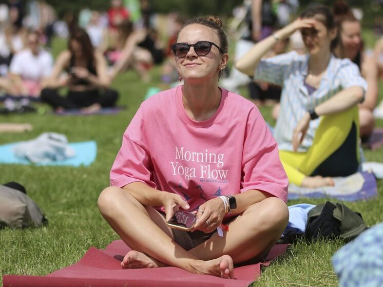 Йога для начинающих: с чего начать и как не навредить