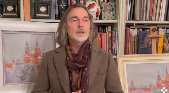 Никас Сафронов рассказал, что год Лошади принесет России