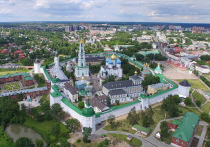 Сергиев Посад, город, чьи купола и колокольни веками притягивали паломников и путников со всей Руси, готовится встретить новую эпоху