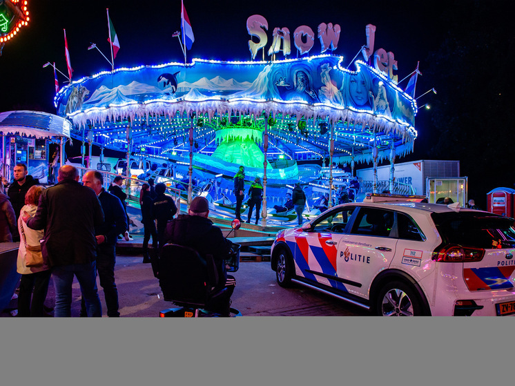 Девять человек пострадали на параде в Нидерландах