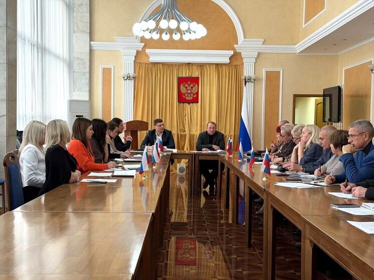 Министр культуры ЛНР подвел итоги проекта «Культурная карта 85+4»: более 4500 детей открыли для себя Россию