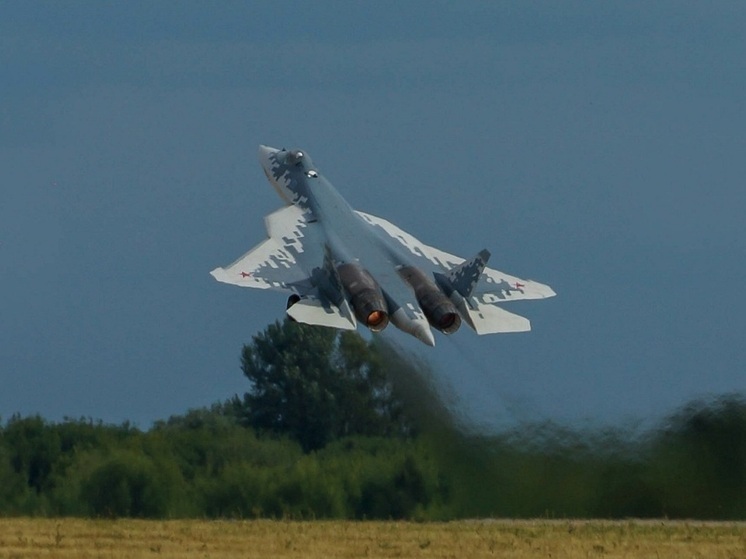 National Interest: Су-57 по многим показателям превосходит западные истребители