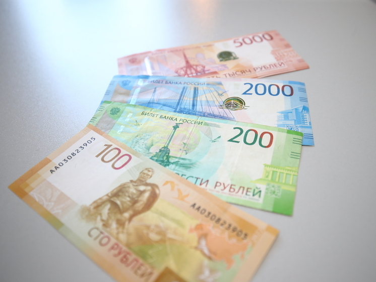 Волгоградцам раскрыли особенности начисления зарплаты в «самом нерабочем» январе