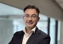 Белые масла, производство которых в этом году запустила «Газпромнефть – смазочные материалы», расширяют сферы использования. В частности, последние исследования доказали их пользу для кожи рук. Об этом в интервью «Аргументам и Фактам» заявил генеральный директор компании Анатолий Скоромец.