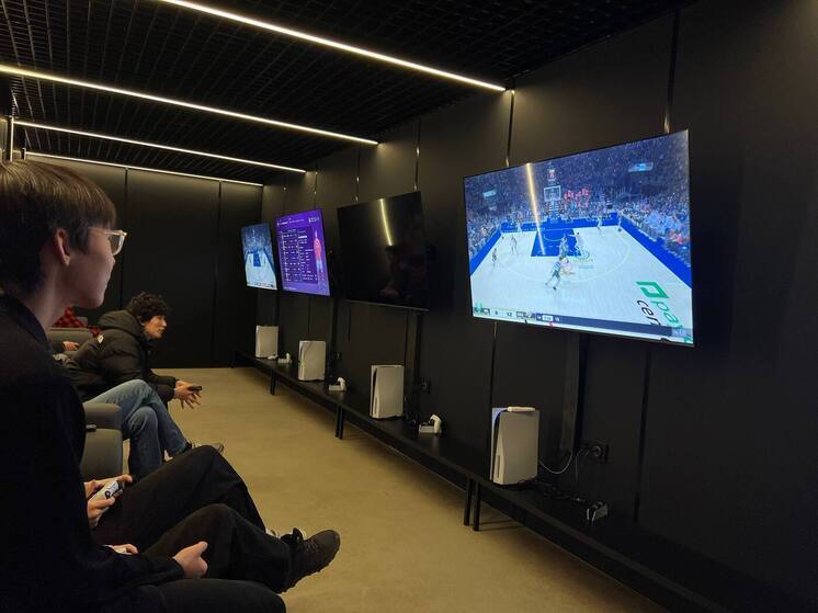 В Калмыкии соревновались в кибербаскетболе