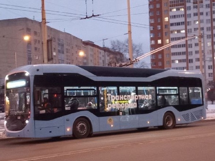 В Екатеринбург закупили 65 «больших» автобусов и 150 троллейбусов