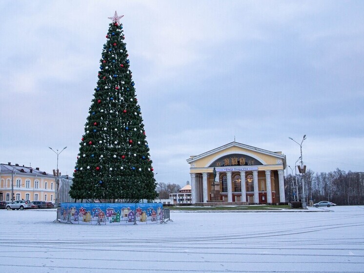 Опубликована программа праздничных мероприятий «Каникулы у ёлки» на площади Кирова в Петрозаводске