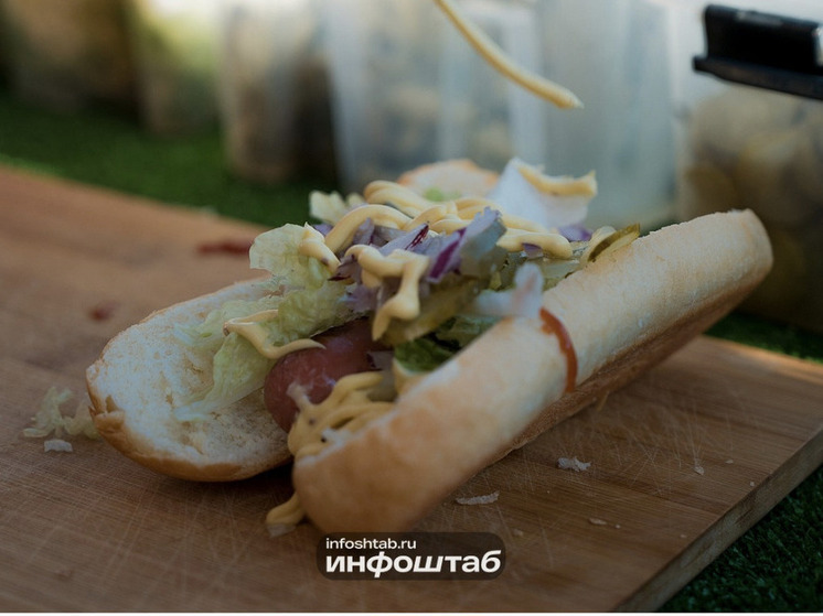 Астраханцам рассказали, почему не стоит есть новогодние салаты несколько дней