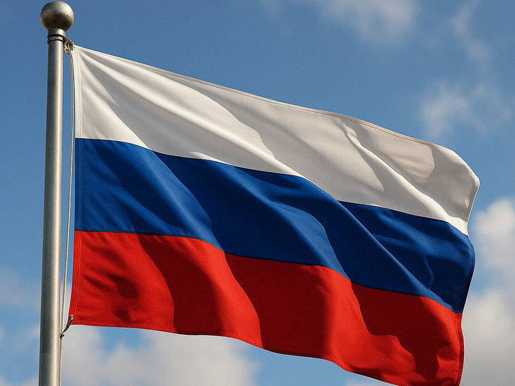 Пожилую женщину из Карелии оштрафовали на 2 тыс рублей за то, что сидела во время исполнения гимна