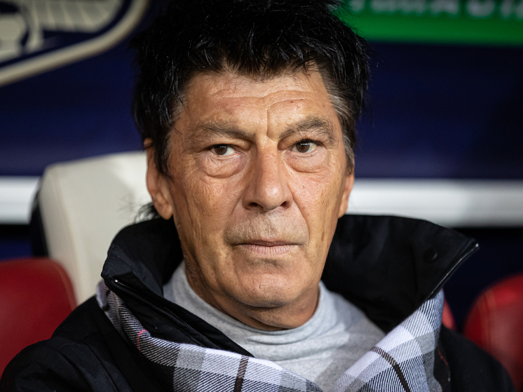 Ринат Дасаев считает, вокруг Матвея Сафонова слишком много лишнего ажиотажа