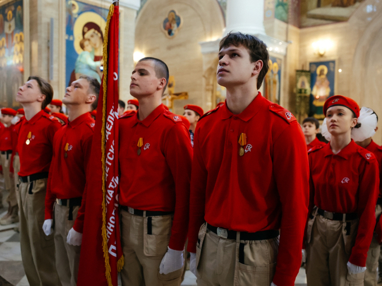Приморскому отделению «Юнармии» присвоено имя адмирала Ушакова и освящено боевое знамя