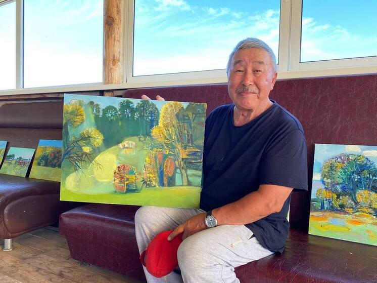 Театр Бурятии поздравил с 75-летием заслуженного художника России Бальжиниму Доржиева