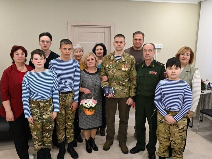 Серпуховича наградили медалью за участие в СВО