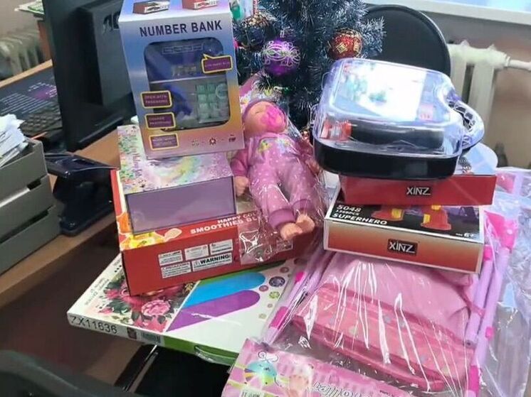 Подарки и напутствия: как в Приморье прошла акция «Полицейский Дед Мороз»