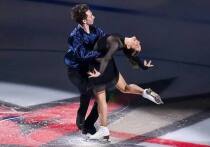 У российского фигуриста, выступающего в танцах на льду, необычные имя и фамилия. Да и биография изобилует сюжетами для сериала. Родился Дарио Чиризано в итальянском Кротоне. В пять лет вместе с мамой и старшей сестрой вернулся в Петербург, где и начал заниматься фигурным катанием. Танцоры в то время в нашем городе находились на положении бедных родственников, и в 14 лет Дарио стал москвичом.