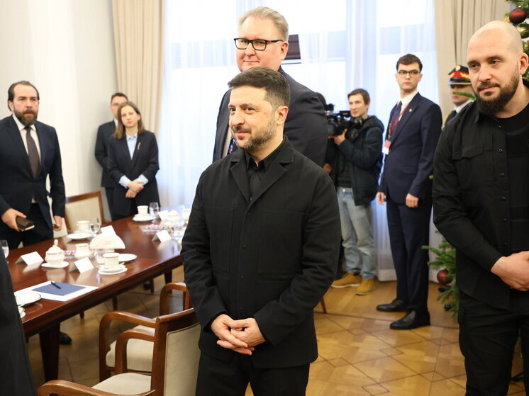 Зеленский сделал противоречивое заявление об отмене мобилизации на Украине