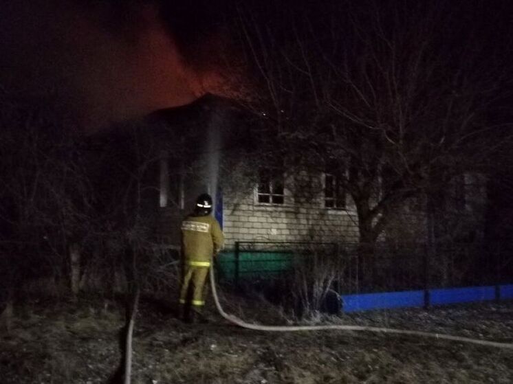 В Алексеевском округе в горящем доме нашли погибшего мужчину