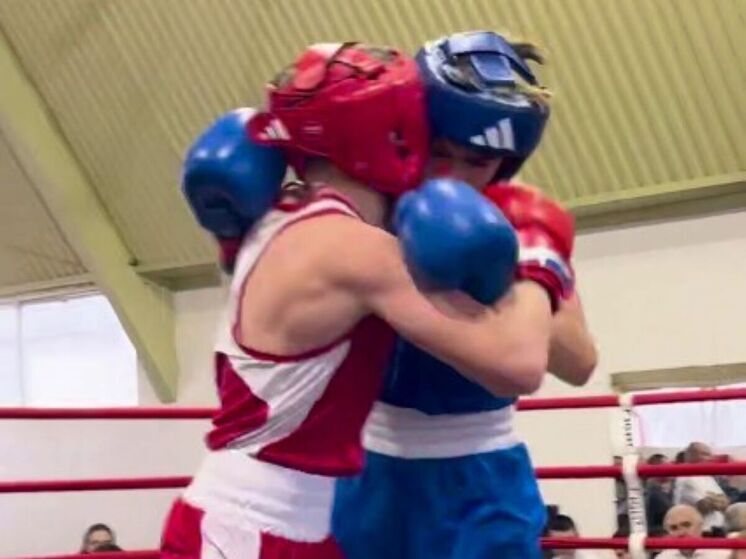 В Курске в спорткомплексе «Знаменский» прошел Рождественский турнир по боксу