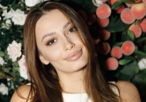 32-летняя российская художественная гимнастка Яна Луконина порадовала подписчиков прекрасной новостью. Спортсменка и ее муж Виктор скоро впервые станут мамой и папой.