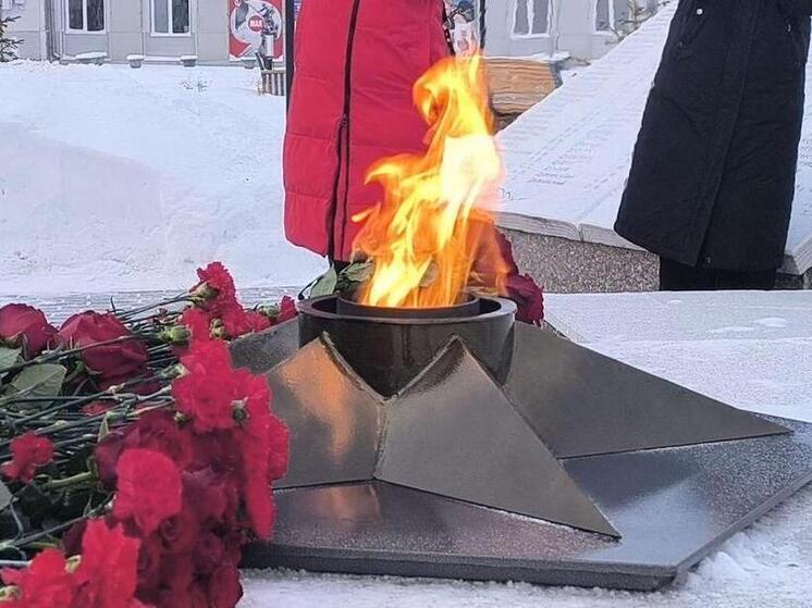 В селе Большое Сорокино зажгли Вечный огонь на природном газе