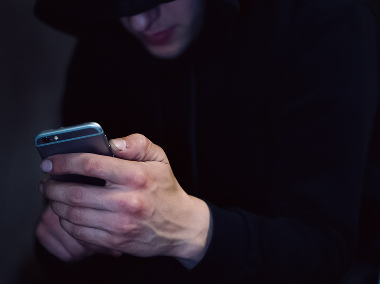 Девушка из Твери, пытаясь получить денежный приз, лишилась сбережений