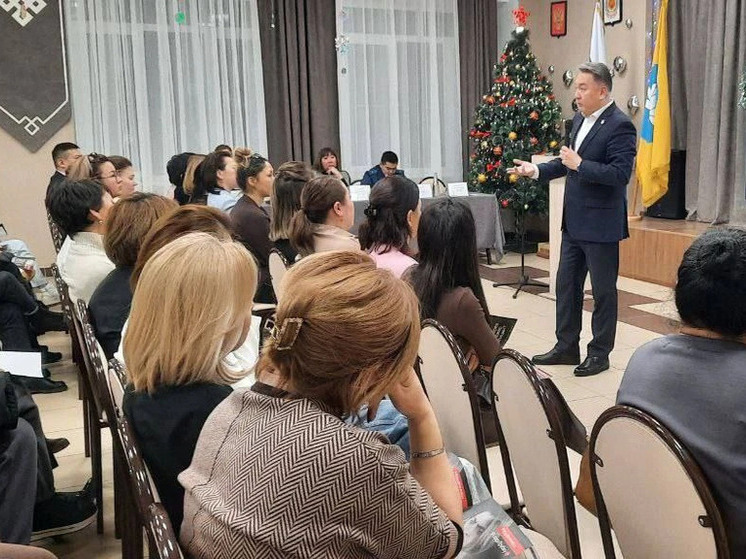 В Калмыкии прошли родительские собрания, посвященные правовому воспитанию подростков