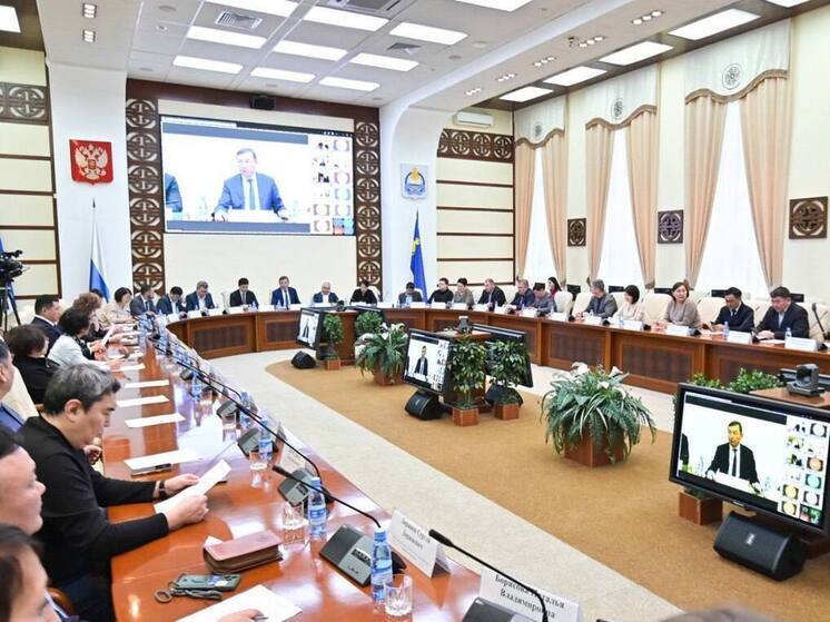 В Бурятии обсудили поддержку туризма и ремесленничества