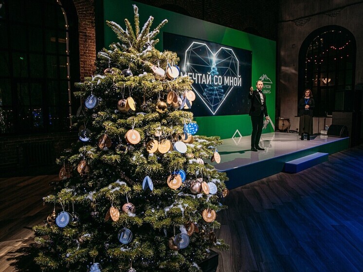 Глава Минпросвещения РФ исполнит заветные мечты детей Харцызска