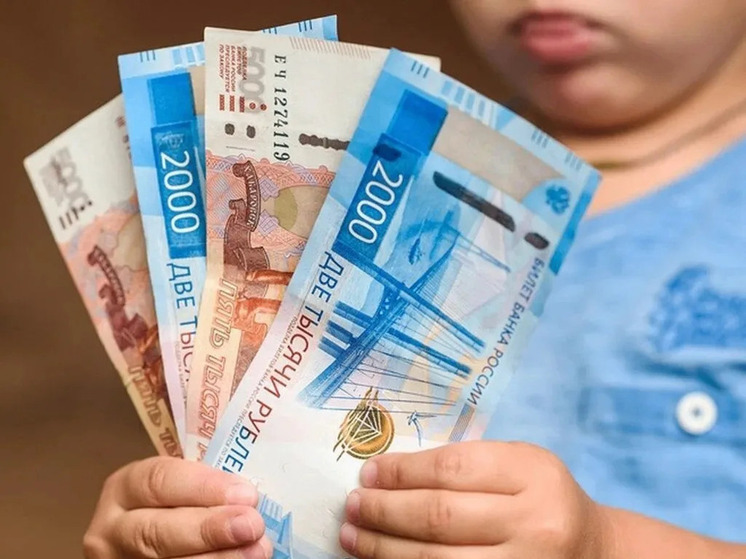 Пенсии и детские пособия в Калмыкии выплатят досрочно