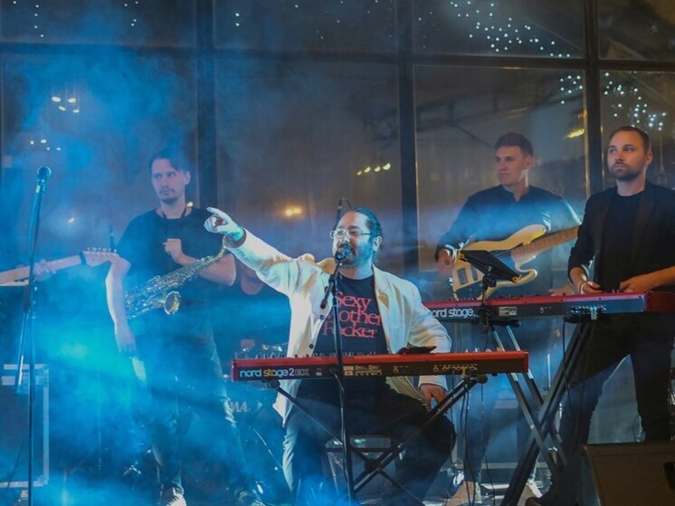 Чуть больше десяти лет назад профессор Лебединский сбежал на ПМЖ в Америку