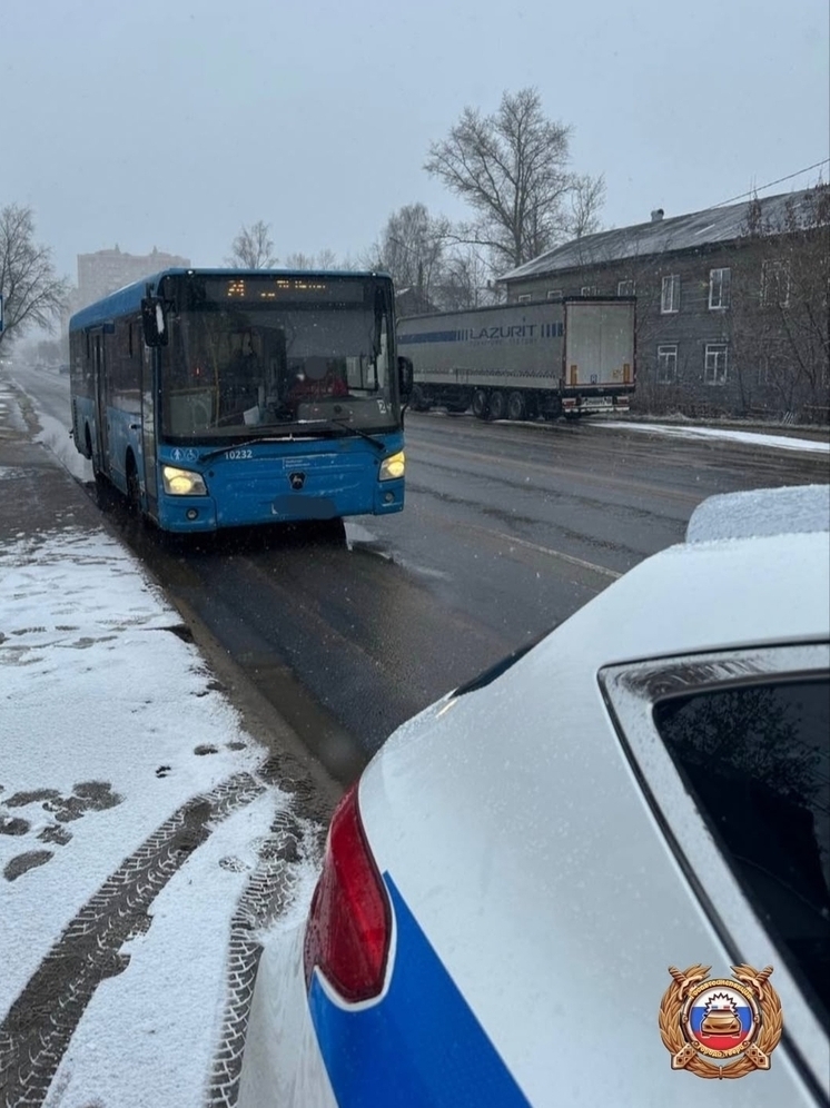 В Твери инспекторы проверяли автобусы и водителей